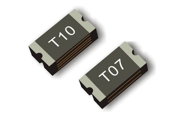 De snelle Overhalen Resettable SMD Polymeerptc In vaste toestand Apparatenoppervlakte zet Zekering 1206 50mA 60V voor Geautomatiseerde Assemblage op