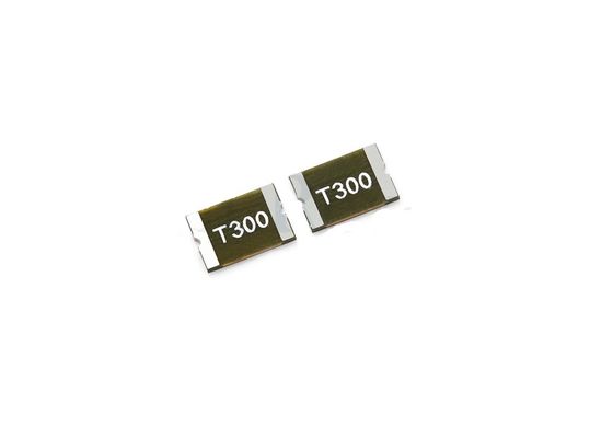 SMT 3225 Metrische Oppervlakte zet Resettable Polymeerptc Thermistor 1210 0.1A 30V MicroSMD voor Thermische Kringsbescherming op
