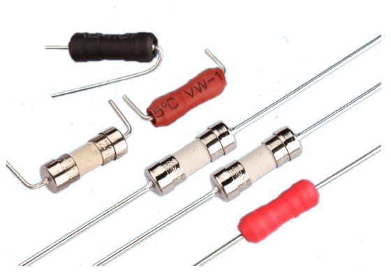 CEI Standard 250V 3.6x10mm 5x20mm de 6x30mm Snelle van de de Zekerings Miniatuurpatroon van de Slag Ceramische Buis Zekering 5A voor Goddelijke Verlichting