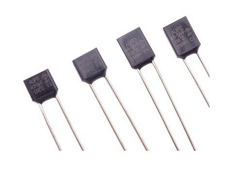 De hoge Huidige AUPO-Legeringstype Thermische Scheidingszekering verbindt Tf 115C a2-20a-F 20A 250V voor Medische Behandeling en Gezondheid