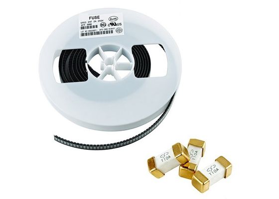 2410 zet Nano AirMatrix Vierkante Ceramische Oppervlakte Zekering, Langzame Slagzekering 24E1315A 3.15A 250V 6125 op
