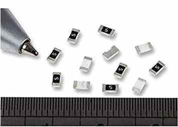 1.6x0.8 mm 0603 de Ceramische Oppervlakte van de de Toevloedpauze van het Spaanderpakket Hoge zetten Ampère 1-8 van de Apparatensmd Zekering CQ06LT 32V voor Test Equi op