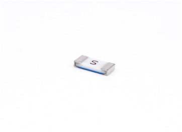 3216 SMD Ceramische Langzame de Spaanderzekering CQ12LH 3.1x1.6 mm 1-20A 63V 24V van de Slag Hoge Toevloed voor de Haven van de Inputmacht
