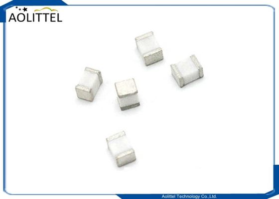 Oppervlakte 1206 zet 2-elektrode Geregelde Ceramische de Buisgdt 3216 350V 500A 3.2x1.6x1.6mm van de Gaslossing op